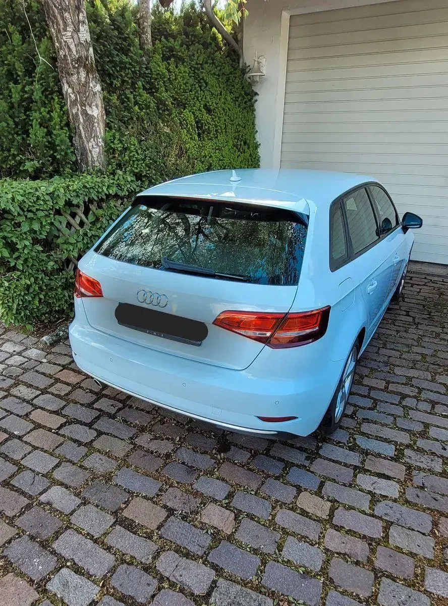 Gebraucht Audi A3 116 PS (85 kW) 2018 Weiß Limousine