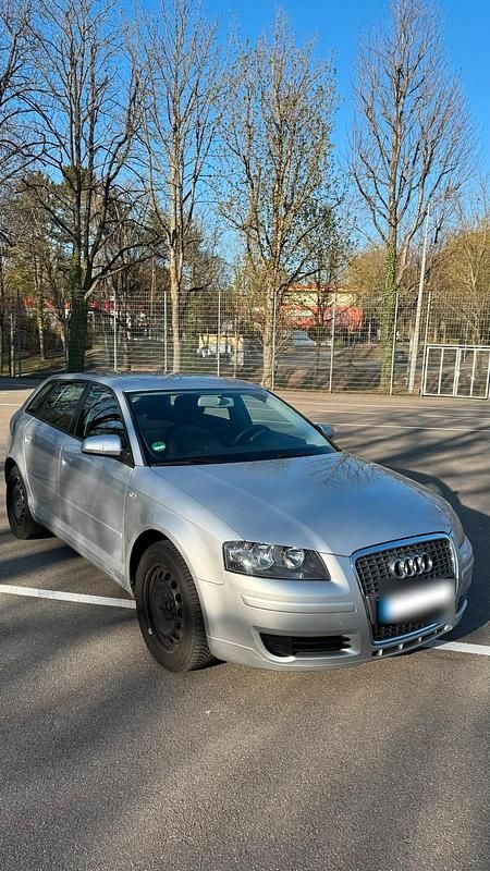 Gebraucht Audi A3 Attraction 102 PS (75 kW) 2006 Silber Kleinwagen