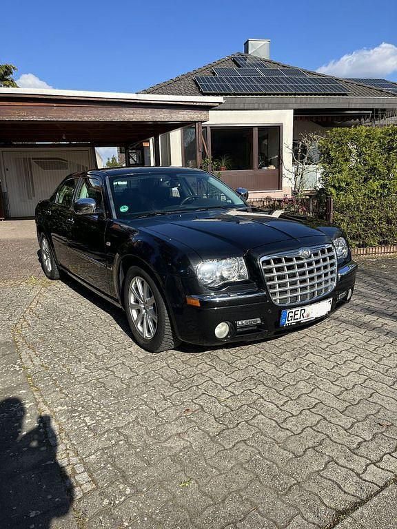 Gebraucht Chrysler 300C 218 PS (160 kW) 2010 Schwarz Limousine