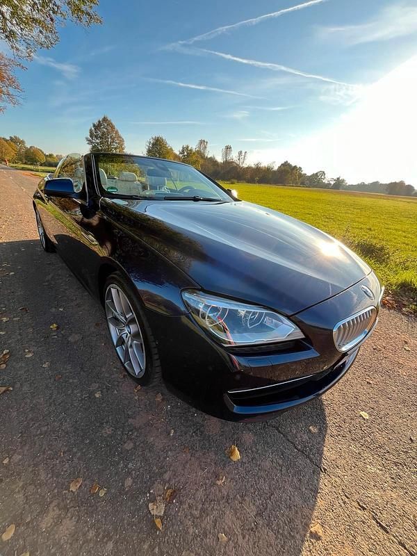 Gebraucht BMW 650 Cabriolet Sport Line 448 PS (329 kW) 2014 Blau Cabrio