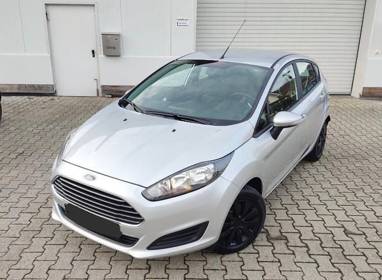 Gebraucht Ford Fiesta Trend 82 PS (60 kW) 2014 Silber Kleinwagen