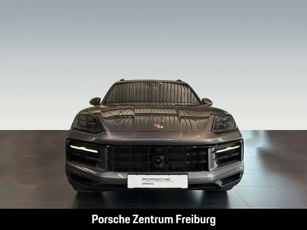 Gebraucht Porsche Cayenne E-Hybrid 470 PS (345 kW) 2024 Grau SUV