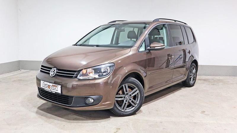 Braun Gebraucht 2013 VW Touran Comfortline Van / Kleinbus | 5.900 € (Guter Preis) - Bild 1/4