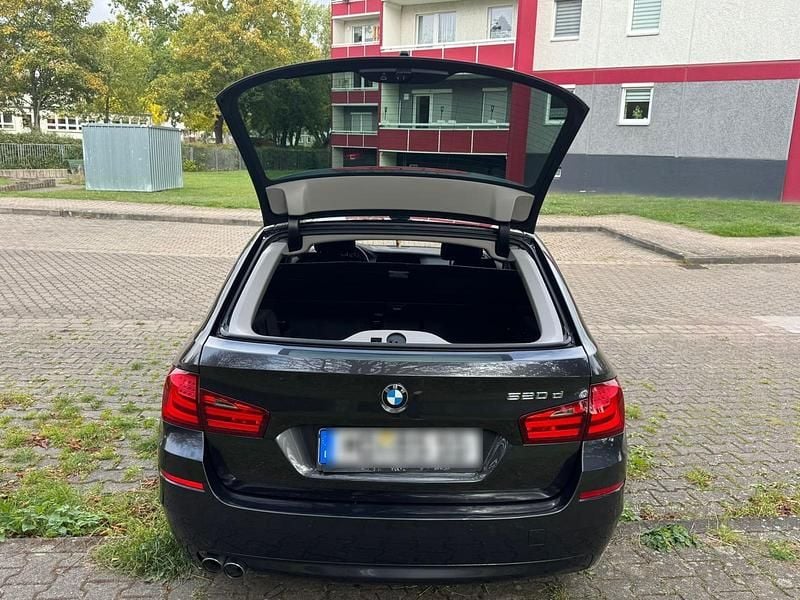 Gebraucht 2012 BMW 520 Kombi | 9.000 € (Superpreis) - Bild 1/4