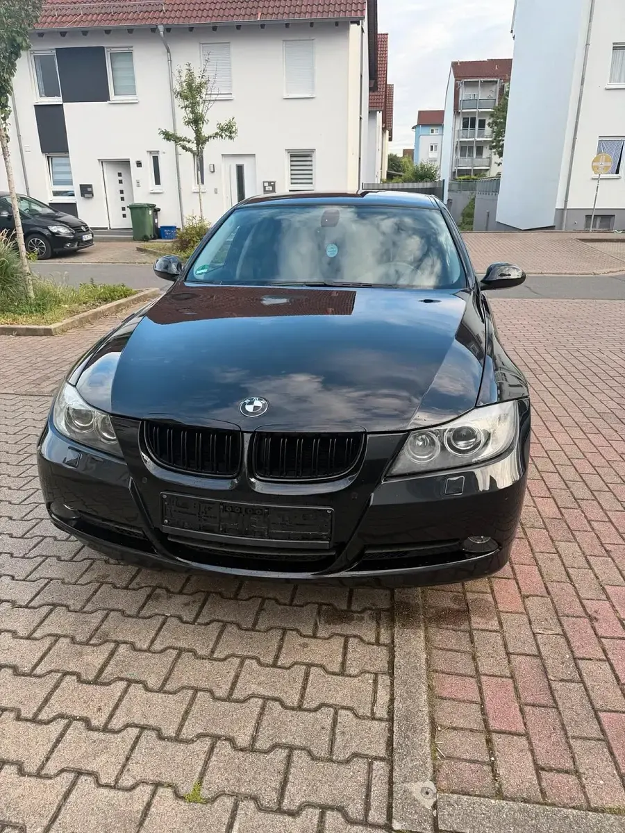Gebraucht BMW 320 150 PS (110 kW) 2006 Limousine