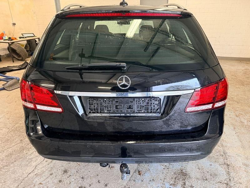 Second-hand Mercedes E400 333 CP (244 kW) 2015 Negru Break