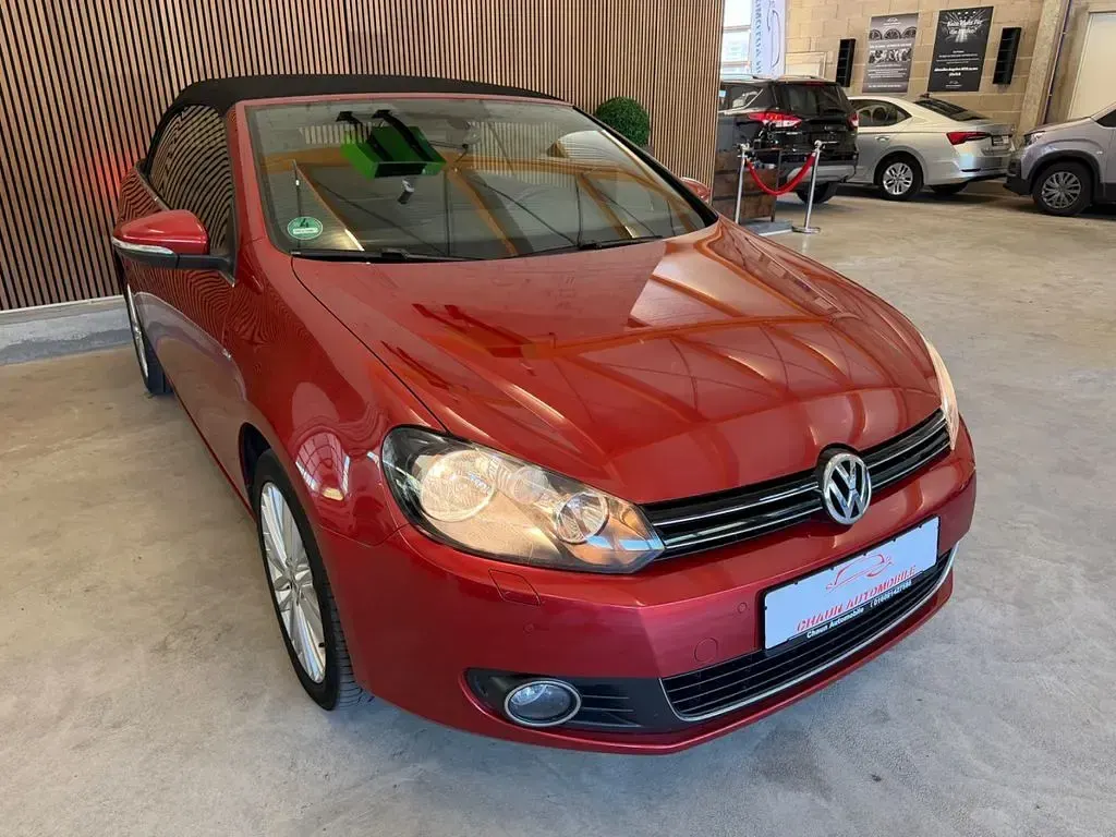 Gebraucht VW Golf Cabriolet Cup 105 PS (77 kW) 2015 Rot Cabrio