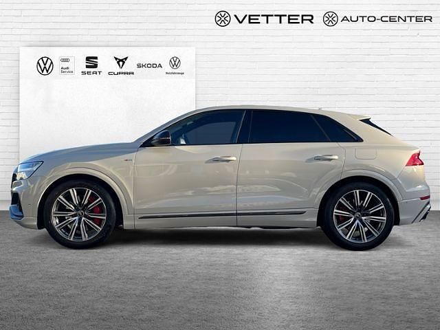 Gebraucht Audi Q8 S-Line 462 PS (339 kW) 2022 Beige SUV
