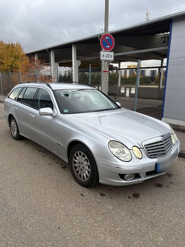 Silber Gebraucht 2006 Mercedes E280 Elegance Kombi | 3.200 € (Guter Preis) - Bild 1/4