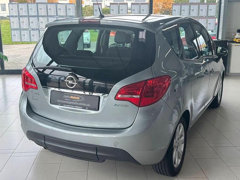 Gebraucht Opel Meriva Edition 120 PS (88 kW) 2010 Silber Van / Kleinbus