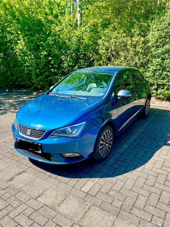 Blau Gebraucht 2016 Seat Ibiza SC CONNECT Kleinwagen | 7.500 € (Fairer Preis) - Bild 1/4