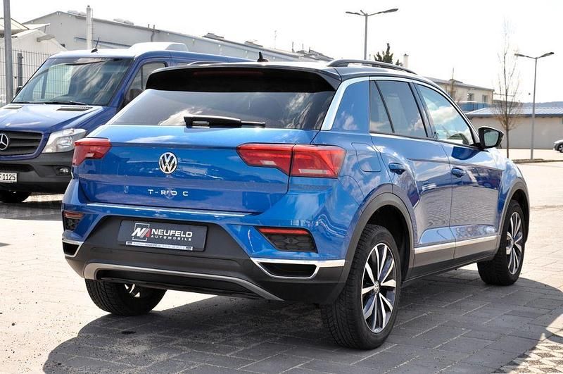 Gebraucht VW T-Roc Style 116 PS (85 kW) 2019 Blau SUV