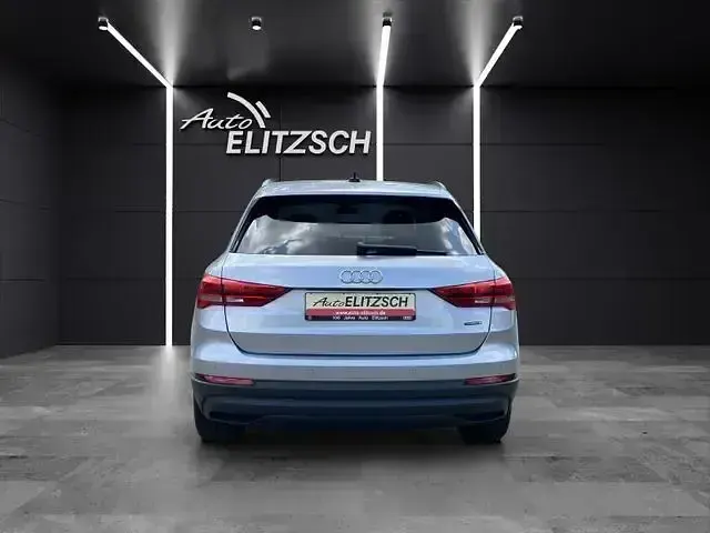 Gebraucht Audi Q3 Basis 190 PS (139 kW) 2019 Florettsilber metallic SUV