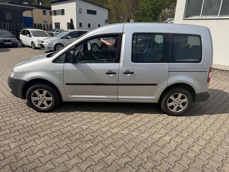 Second-hand VW Caddy Life 105 CP (77 kW) 2004 Argintiu Monovolum