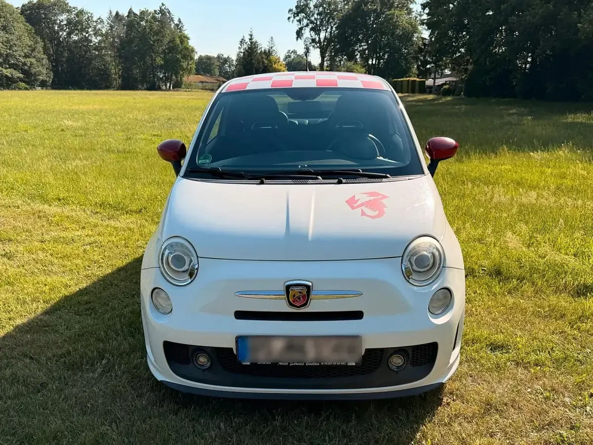 Gebraucht Fiat 500 Abarth 135 PS (99 kW) 2010 Weiß Kleinwagen
