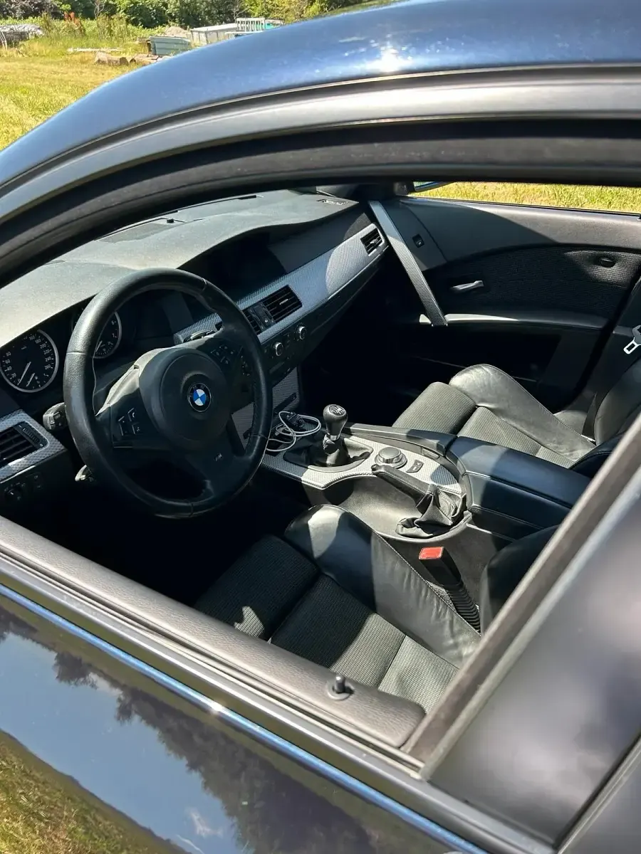 Gebraucht BMW 523 M Sport 2005 Schwarz Limousine