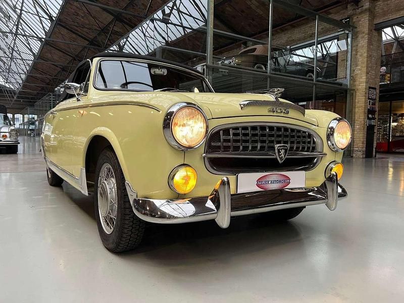 Gebraucht Peugeot 403 58 PS (42 kW) 1957 Gelb Cabrio