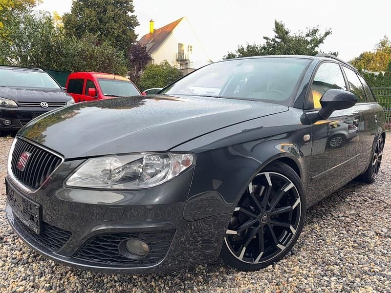 Grau Gebraucht 2010 Seat Exeo Style Kombi | 2.990 € (Guter Preis) - Bild 1/4