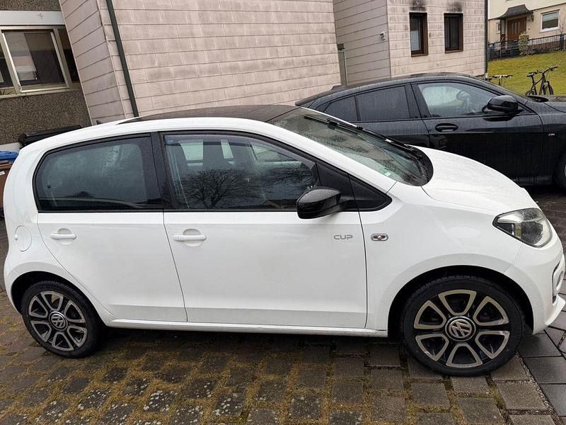 Gebraucht VW up! Cup 75 PS (55 kW) 2014 Weiß Kleinwagen