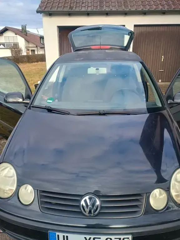 Gebraucht VW Polo Basis 75 PS (55 kW) 2002 Schwarz Limousine