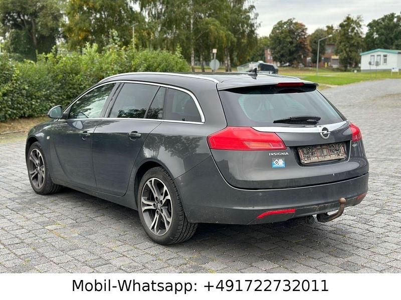 Gebraucht Opel Insignia 160 PS (117 kW) 2013 Grau Kombi