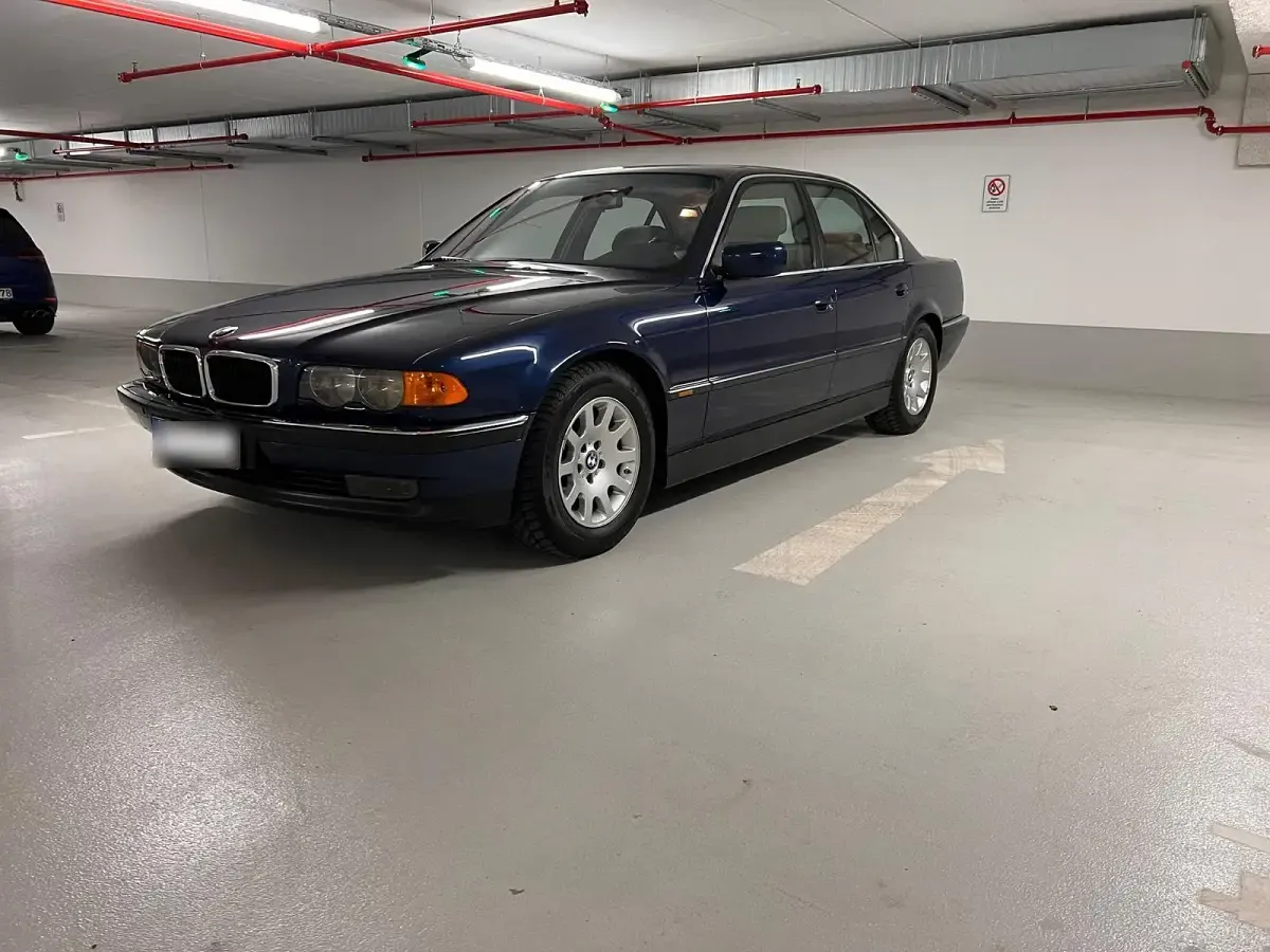 Gebraucht BMW 735 238 PS (175 kW) 1999 Blau Limousine