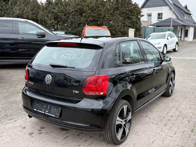 Gebraucht VW Polo Comfortline 90 PS (66 kW) 2013 Schwarz Kleinwagen