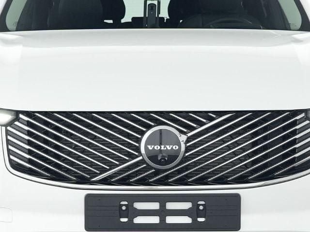 Second-hand Volvo XC90 Plus 250 CP (183 kW) 2025 Alb SUV