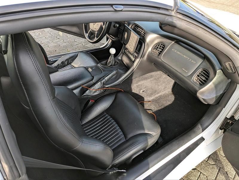 Gebraucht Corvette C5 345 PS (253 kW) 1999 Weiß Coupé