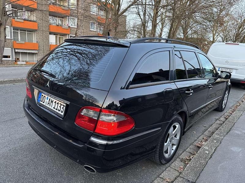Gebraucht Mercedes E320 Avantgarde 224 PS (164 kW) 2006 Kombi