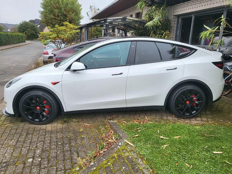 Gebraucht Tesla Model Y 274 kW (373 PS) 2022 Weiß SUV