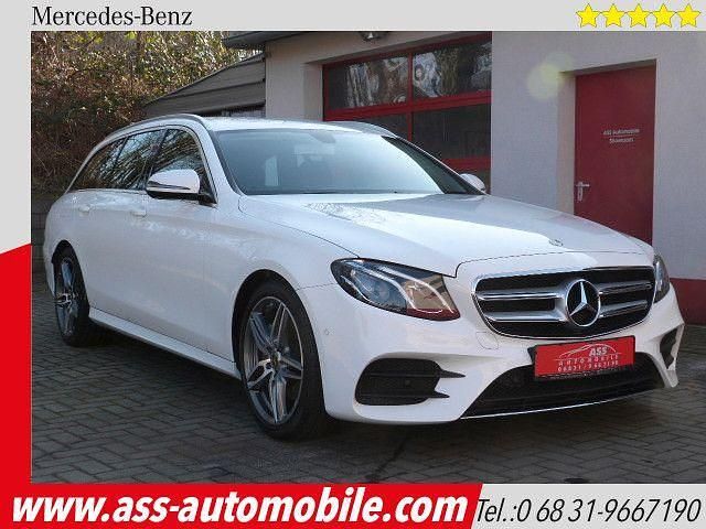 Weiß Gebraucht 2020 Mercedes E220 AMG line Limousine | 29.990 € (Guter Preis) - Bild 1/4