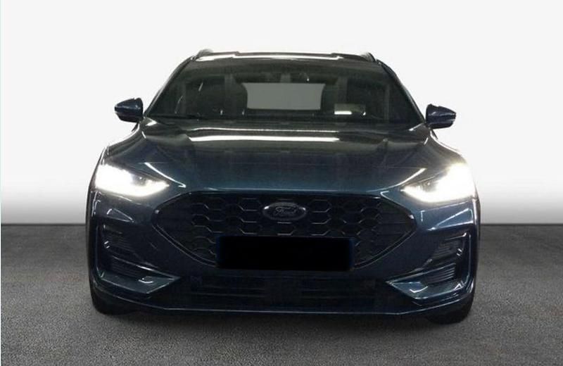 Gebraucht Ford Focus ST-Line X 155 PS (114 kW) 2024 Blau Limousine