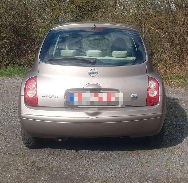 Gebraucht Nissan Micra 65 PS (47 kW) 2008 Cafe latte (m) Kleinwagen