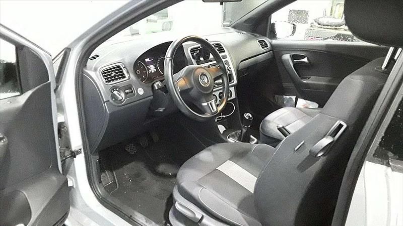 Gebraucht VW Polo Edition 60 PS (44 kW) 2013 Silber Kleinwagen