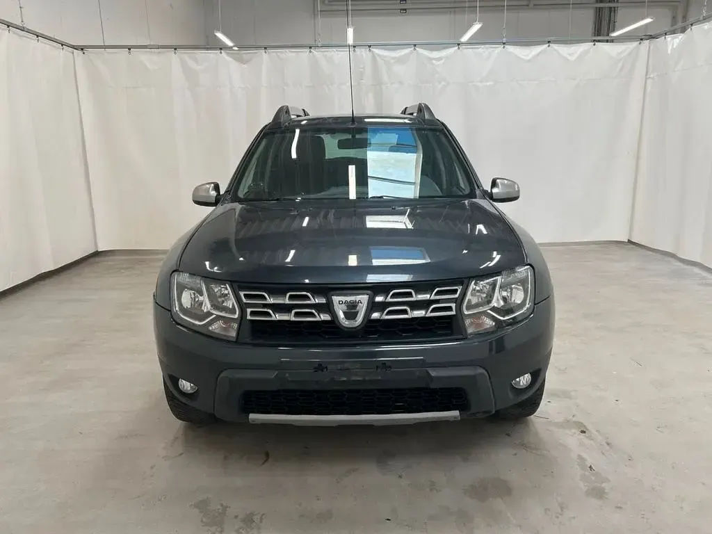 Gebraucht Dacia Duster Basis 125 PS (91 kW) 2015 Grau SUV