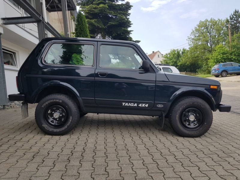 Verkauft Lada niva Taiga 4x4 *Allrad*D., gebraucht 2017, 9.800 km in  Amstetten