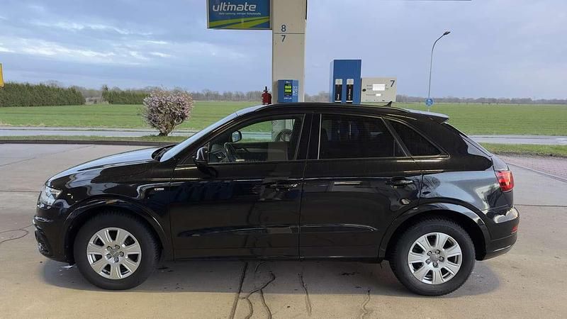 Second-hand Audi Q3 177 CP (130 kW) 2014 Negru SUV