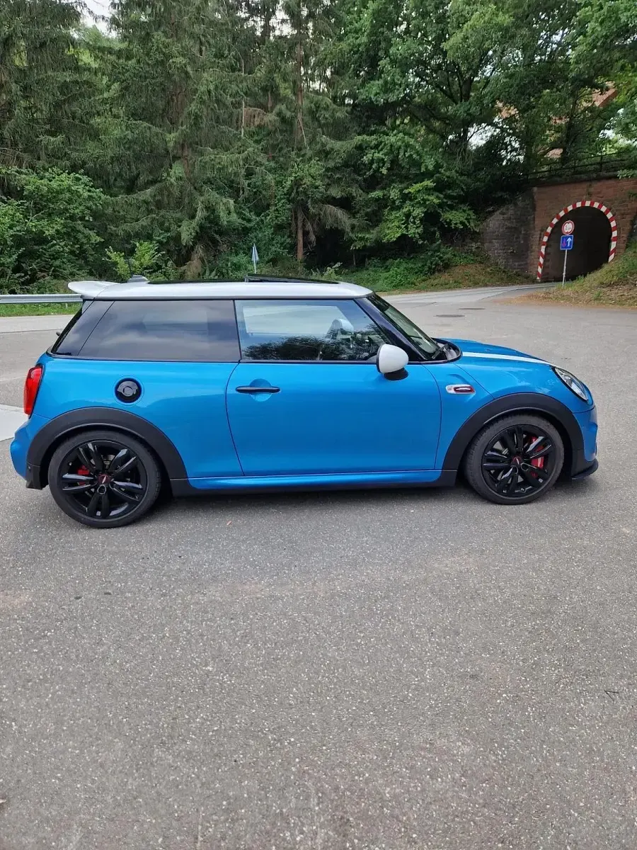 Gebraucht Mini John Cooper Works Coupé 265 PS (194 kW) 2016 Blau Coupé