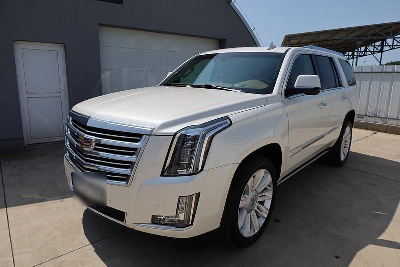 Weiß Gebraucht 2016 Cadillac Escalade SUV | 45.900 € (Fairer Preis) - Bild 1/4