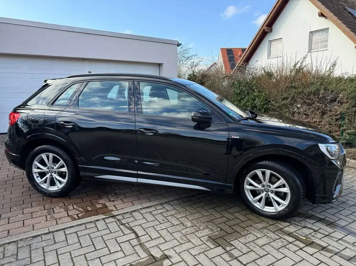 Gebraucht Audi Q3 150 PS (110 kW) 2019 Schwarz SUV