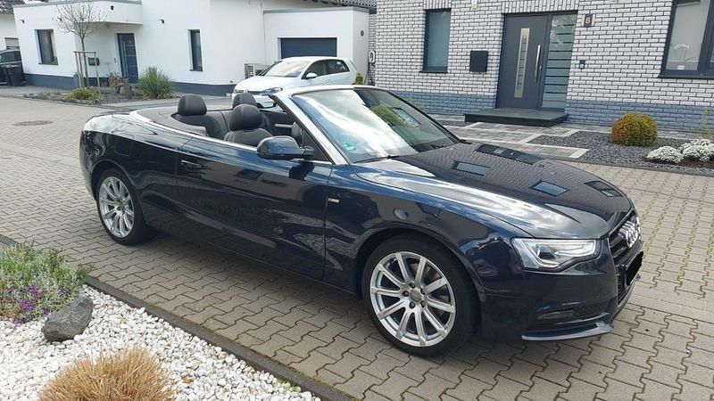 Blau Gebraucht 2013 Audi A5 Cabriolet S-Line Cabrio | 14.200 € (Guter Preis) - Bild 1/4