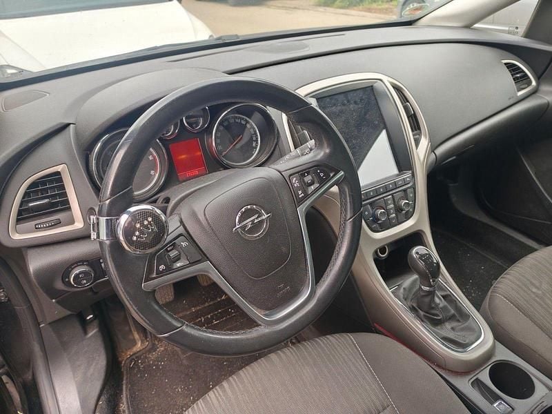 Gebraucht Opel Astra 110 PS (80 kW) 2011 Schwarz Kombi