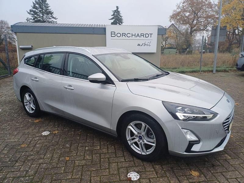 Gebraucht Ford Focus Cool & Connect 150 PS (110 kW) 2021 Polarsilber metallic Kombi