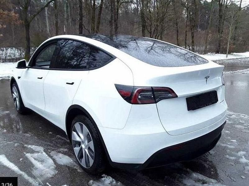 Gebraucht Tesla Model Y 378 kW (514 PS) 2023 Weiß SUV