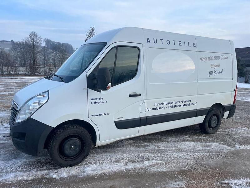 Gebraucht Opel Movano 131 PS (96 kW) 2018 Weiß Van / Kleinbus