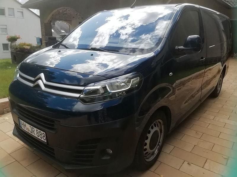 Gebraucht Citroën Jumpy 150 PS (110 kW) 2017 Blau Van / Kleinbus