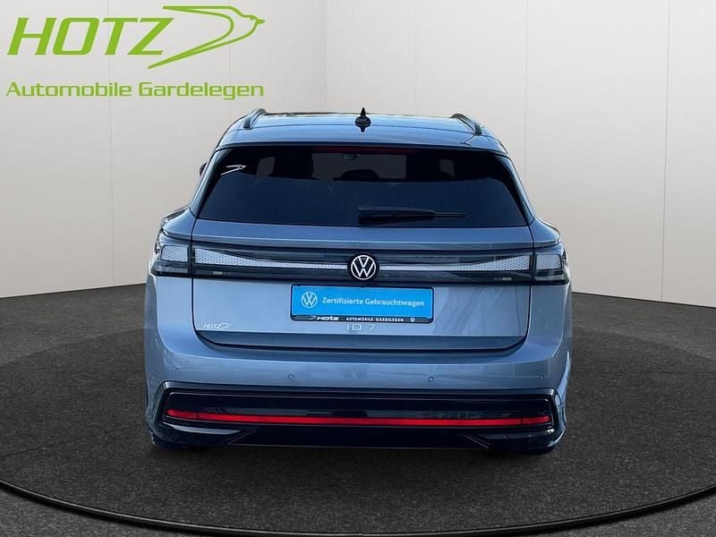 Second-hand VW ID.7 Pro 210 kW (286 CP) 2024 Albastru Break