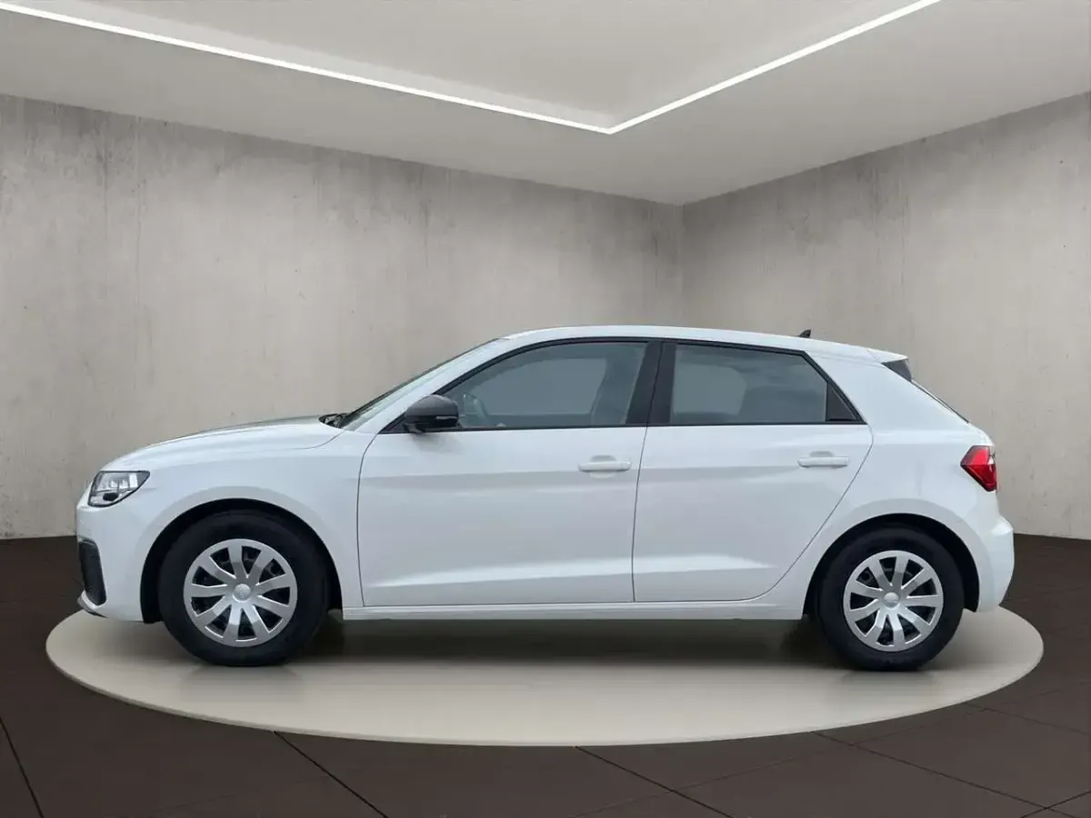 Gebraucht Audi A1 110 PS (80 kW) 2022 Cortinaweiß SUV
