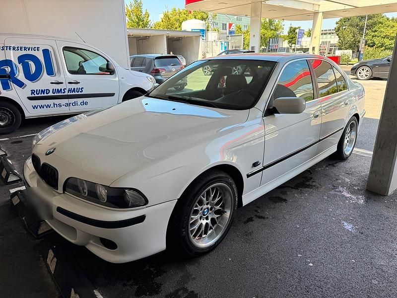 Gebraucht BMW 523 170 PS (125 kW) 1999 Limousine